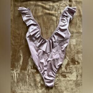 Victoria’s Secret PINK Ruffle Deep V One Piece Lavender Swimsuit Size Small‎